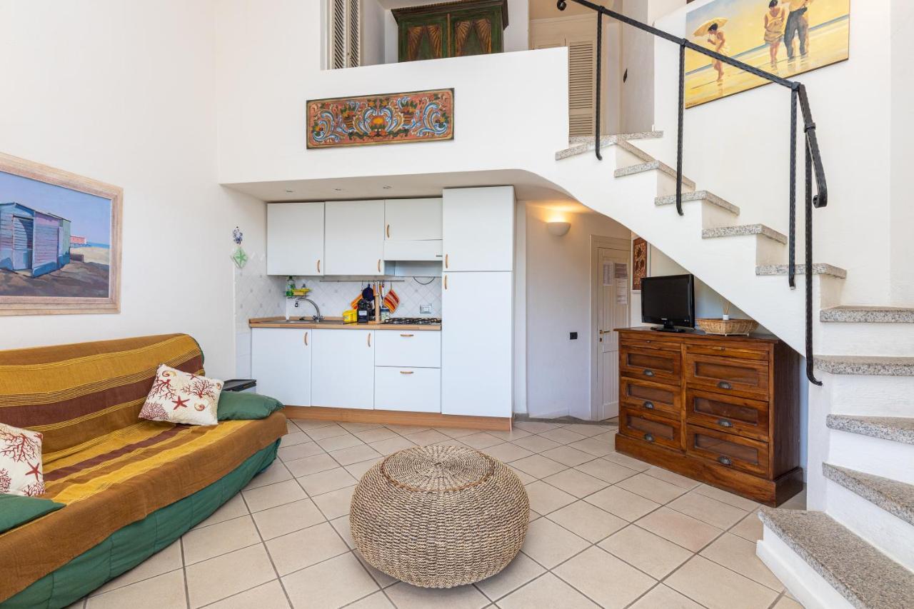 Casa Vacanze Baia Del Faro Palau Exteriér fotografie